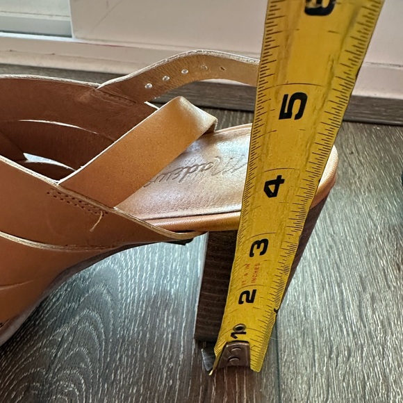 Madewell women’s heeled sandal size 8 - Picture 6 of 7